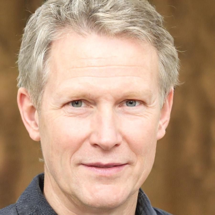 Pavel Novotny analytics consultant